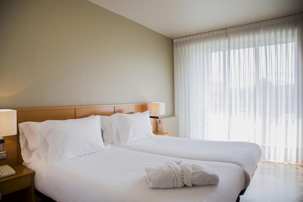 Suites Sercotel Mirasierra 팜플로나 외부 사진