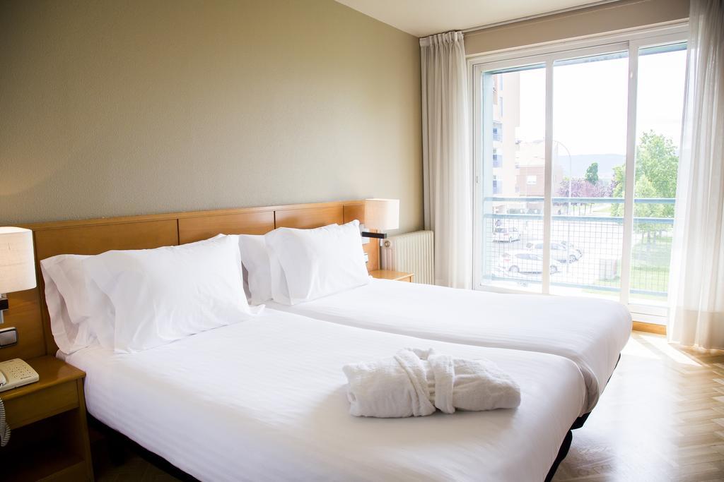 Suites Sercotel Mirasierra 팜플로나 외부 사진